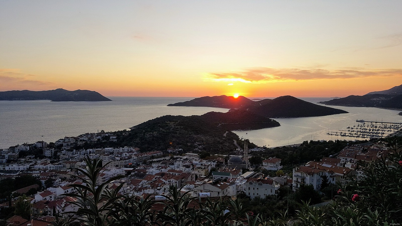 Kaş town and harbour at dusk, when the dinner tables start filling
